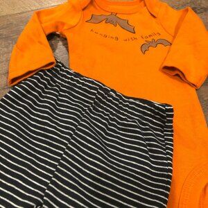 Carter's Unisex Baby 2-Pc 'Hanging with Family' Top and Bottom Set Newborn